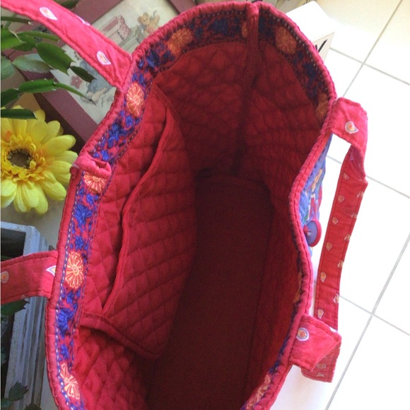 Quilted Paisley Red Floral Tote - Picture 3 of 7